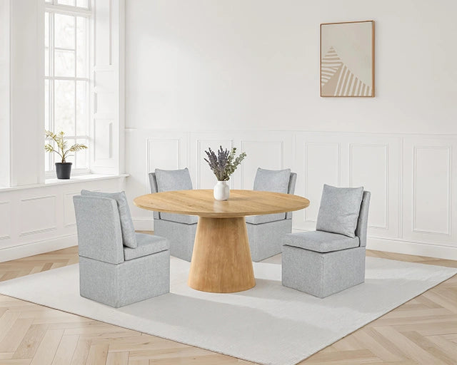 Tottenham 59" Round Table