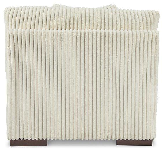 Lindyn Sectional with Chaise