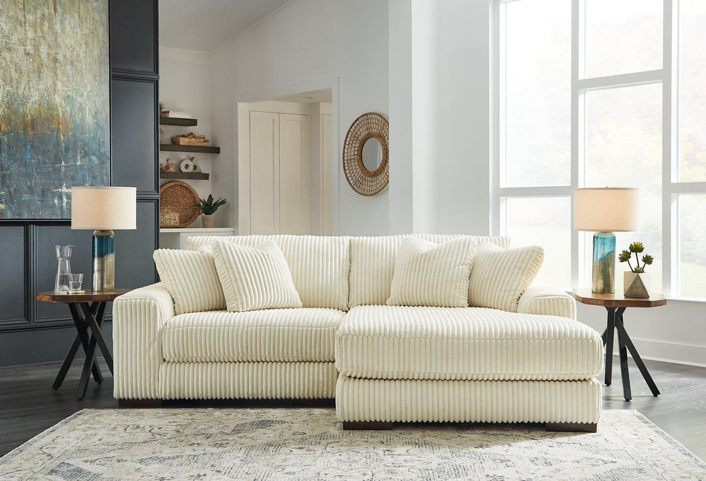 Lindyn Sectional with Chaise - Premium Furniture For Less (CA)