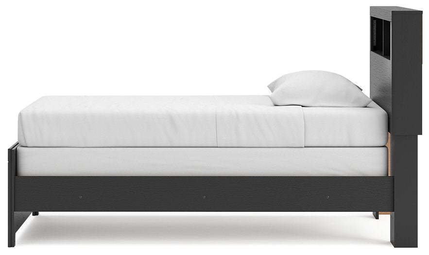 Broachmyn Bed - Premium Furniture For Less (CA)