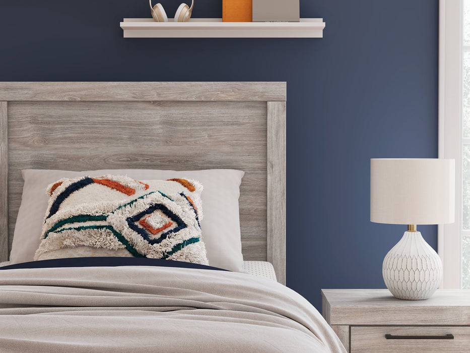 Broachmyn Bed - Premium Furniture For Less (CA)