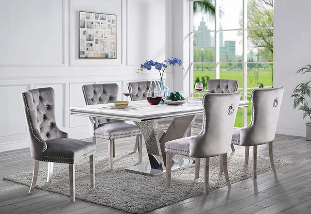 Valdevers Dining Table