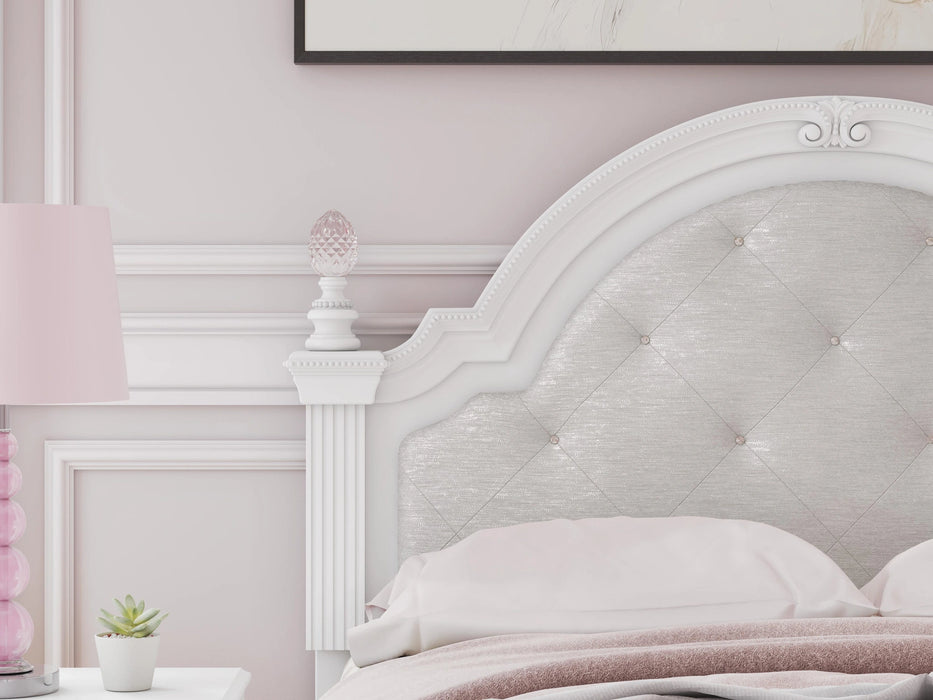 Kozlani Upholstered Bed